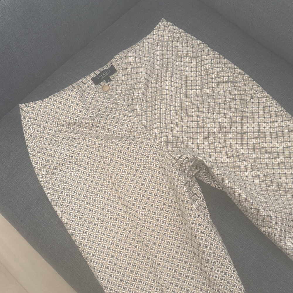 Talbots White Pants with Navy Geometric Pattern